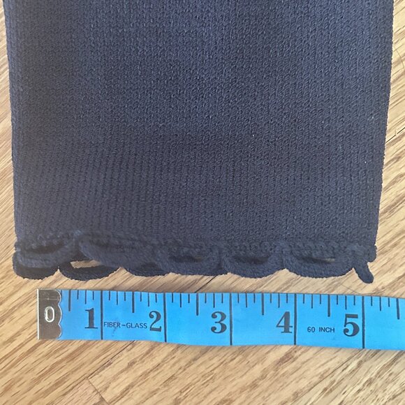 St. John Collection | Crochet Scallop Trim Jacket - Picture 15 of 16